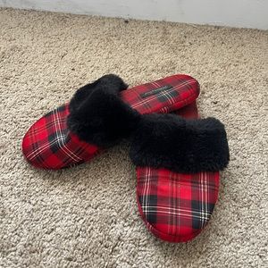 VS slippers